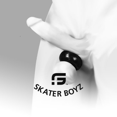 Skater Boyz Ballstretcher – transparent testicle stretching device