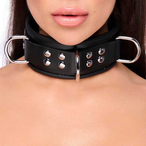 Leather necklace with 3D rings - stylish jewelry in black