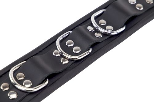 Leather necklace with 3D rings - stylish jewelry in black