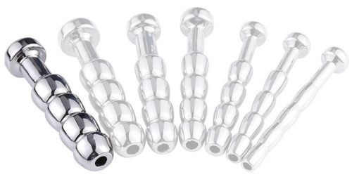 Giant – 4.5 cm pierced urethral plug