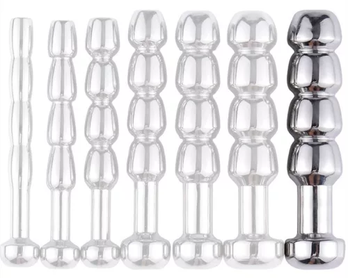 Giant – 4.5 cm pierced urethral plug