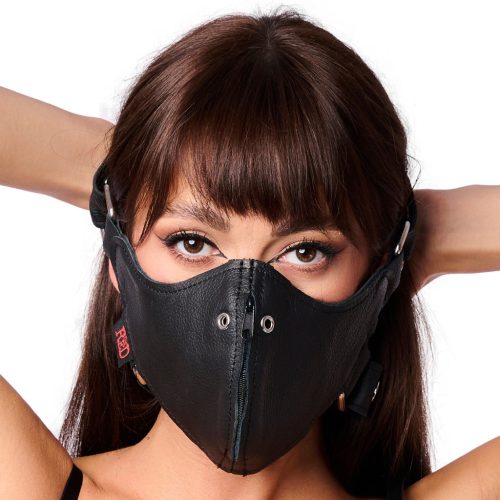 Premium leather mask with zipper – sensual mystery in wax