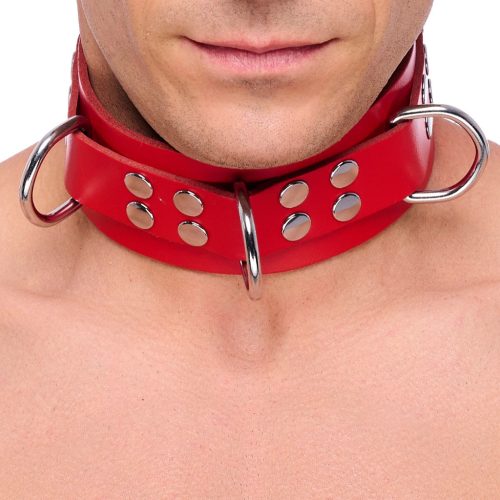 Premium red leather necklace – a sensual accessory