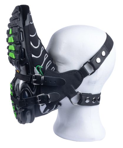 Sniff My Sneaker – leather mask for sensual experiences