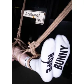 BUNNY ROPE - stylish white socks with a youthful rhythm