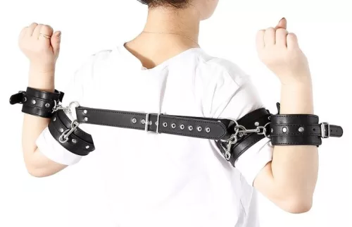 Black Bicep – premium wristbands for training
